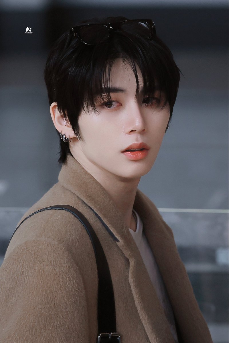 MyDearMerlin's tweet image. Ini mah CEO y/n gak sih