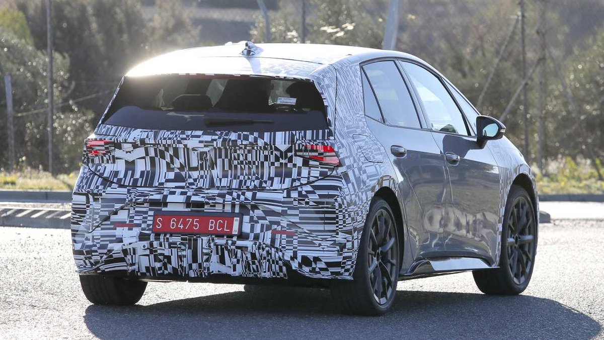 New Cupra Born redesign spotted - cuprabornforums.com/viewtopic.php?…