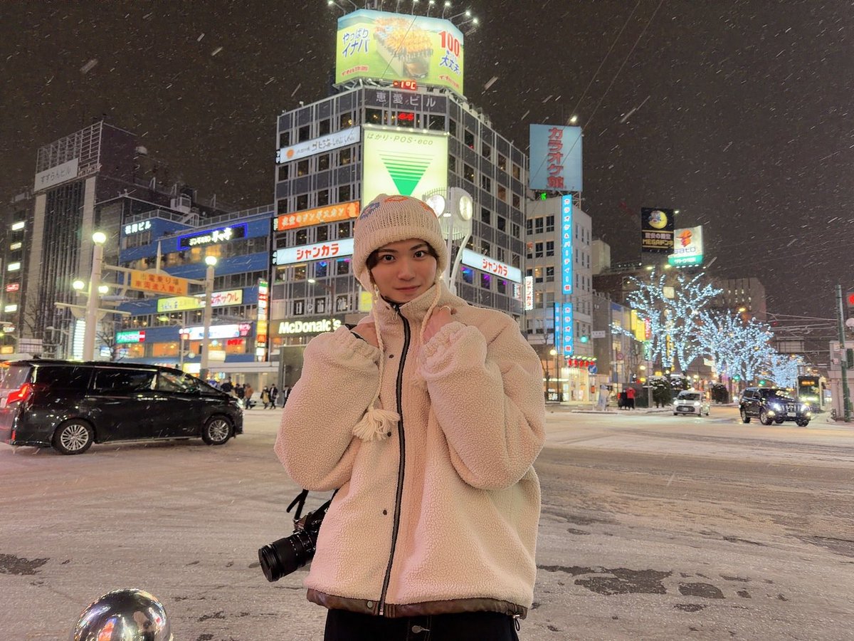 aoiranju0918's tweet photo. 一般販売明日までです！
残りわずかなのでまだのお方はぜひ！
当日券の詳細も記載してるのでお時間ある方は‥！！
北海道の思い出
https://t.co/8mpjf3AJ9E https://t.co/wiY0ilw24Y