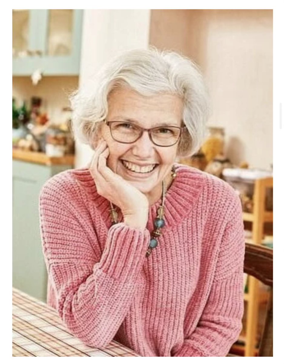 UkCllforum's tweet photo. IN MEMORIAM

The @UkCllforum profoundly regrets the passing of Lelia Duley.

An amazing academic career and later on a trailblazer in CLL patient representation-activism. 

She has left an eternal legacy and will be dearly missed.

Our deepest thoughts are with her family.

#CLL https://t.co/5zRxndQo0i