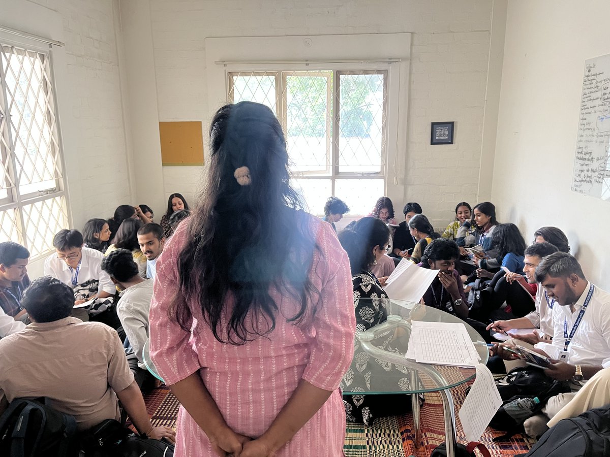 awekshatrust's tweet photo. The session reinforced the role of informed and empathetic social workers who can advocate effectively for survivors’ rights, ensure timely interventions, and contribute to systemic reform.
#AwekshaWomensTrust #GenderBasedViolence #BurnsCare #DomesticViolence <7/7> https://t.co/a8bReecfbW