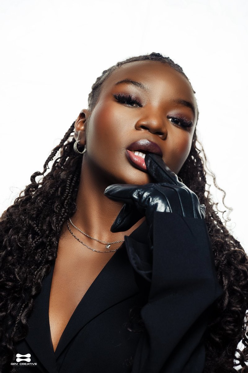 roderrickvatial's tweet photo. Quelques images que j’ai récemment créé pour mon model photo

Si tu es au CANADA (🇨🇦 Ottawa) et tu as besoin d’un photographe, je suis là

Here are a few images I recently created for my photo model

If you’re in Canada (🇨🇦 Ottawa) and you’re looking for a photographer, I’m here https://t.co/uOUQrCszsK