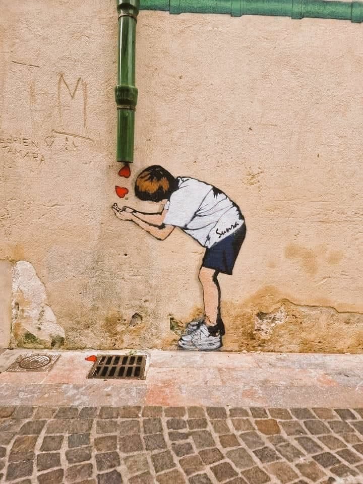cris_monti's tweet photo. Ci vuole coraggio per essere gentili in un mondo che ti insegna ad essere feroce.

Stefano Benni https://t.co/5KxwZ6krxr