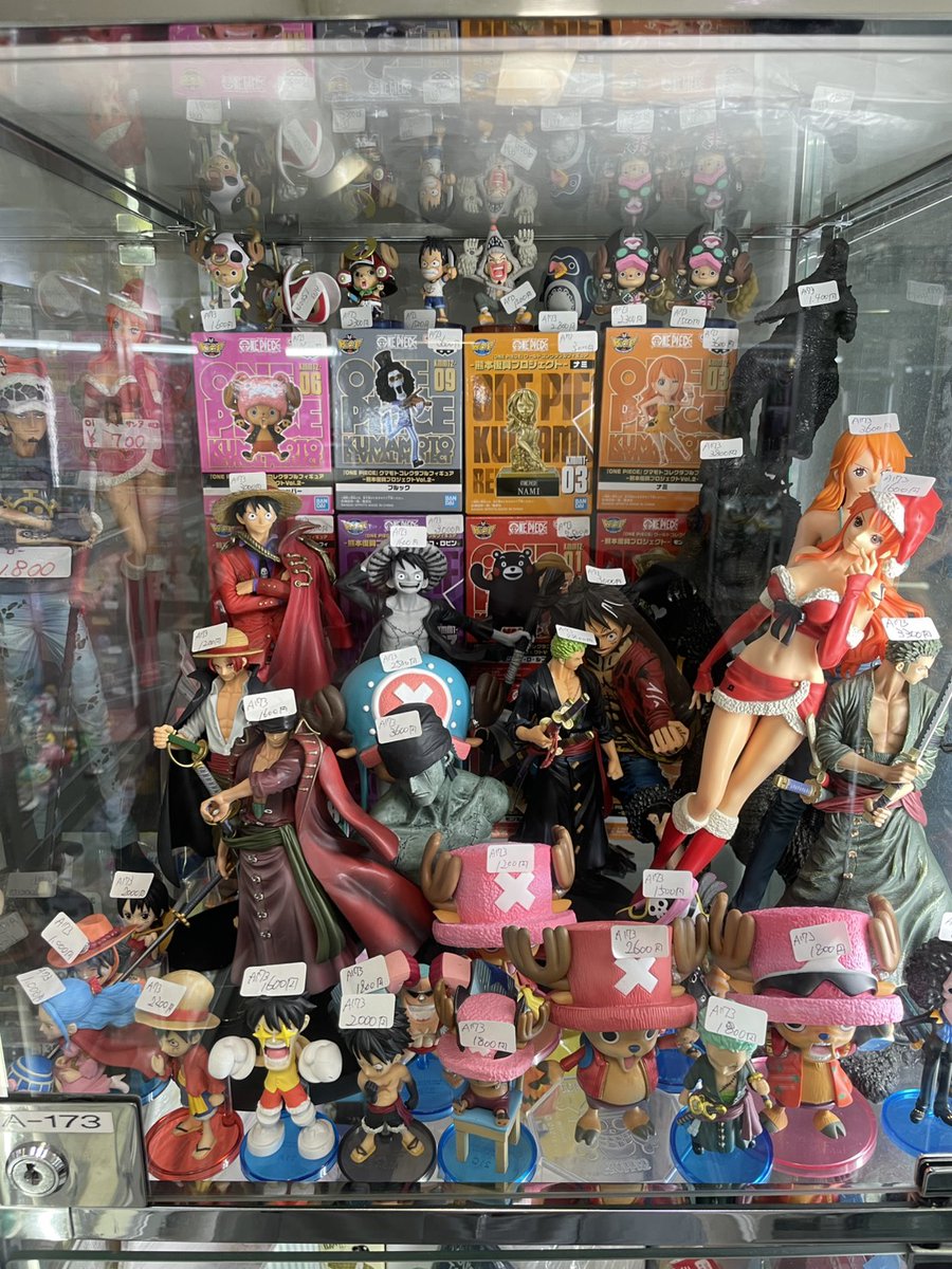 ☆A173ケースに入荷しました!! ワンピースフィギュア 各種