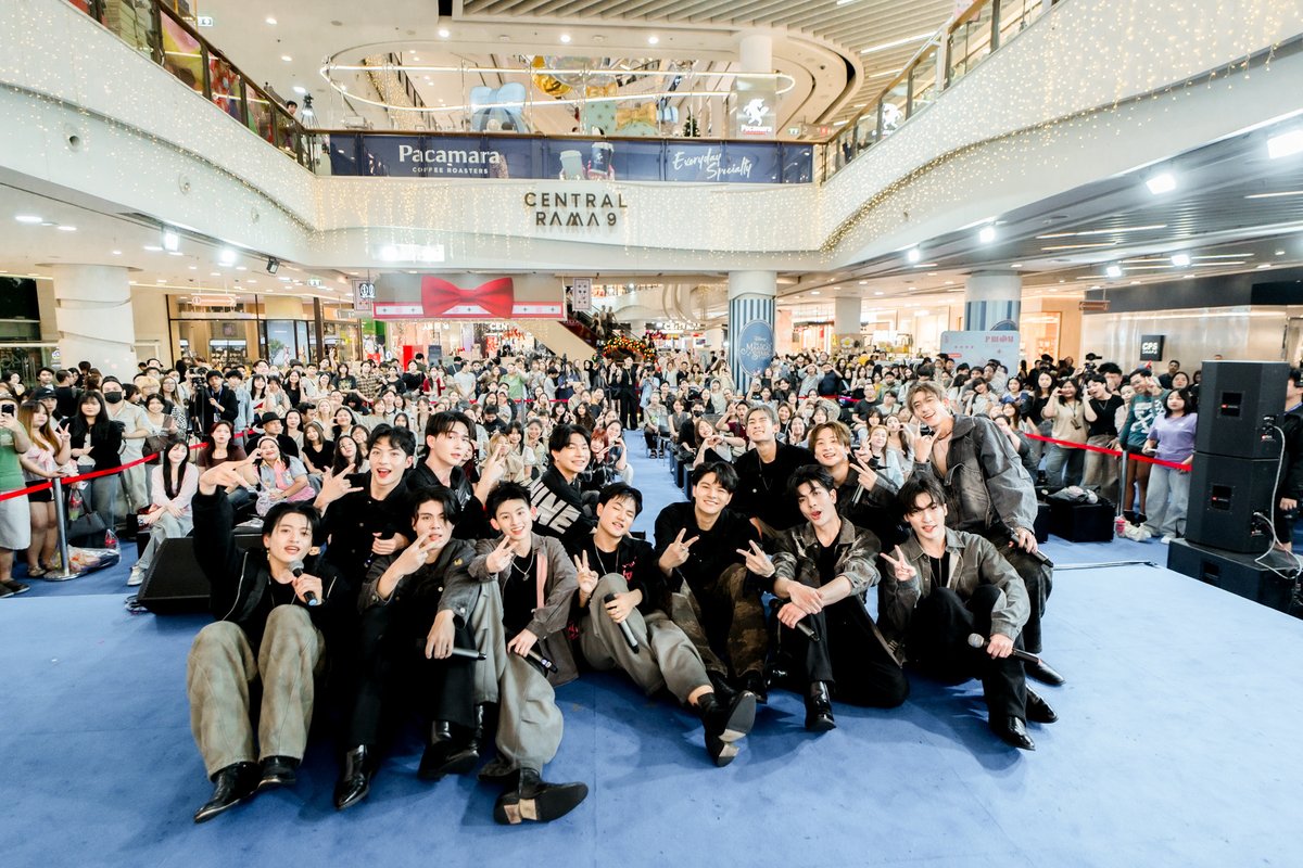 playsconnect tweet media