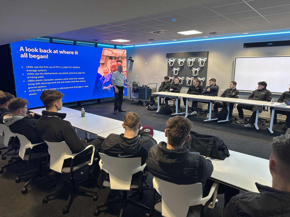 Nescot College tweet media