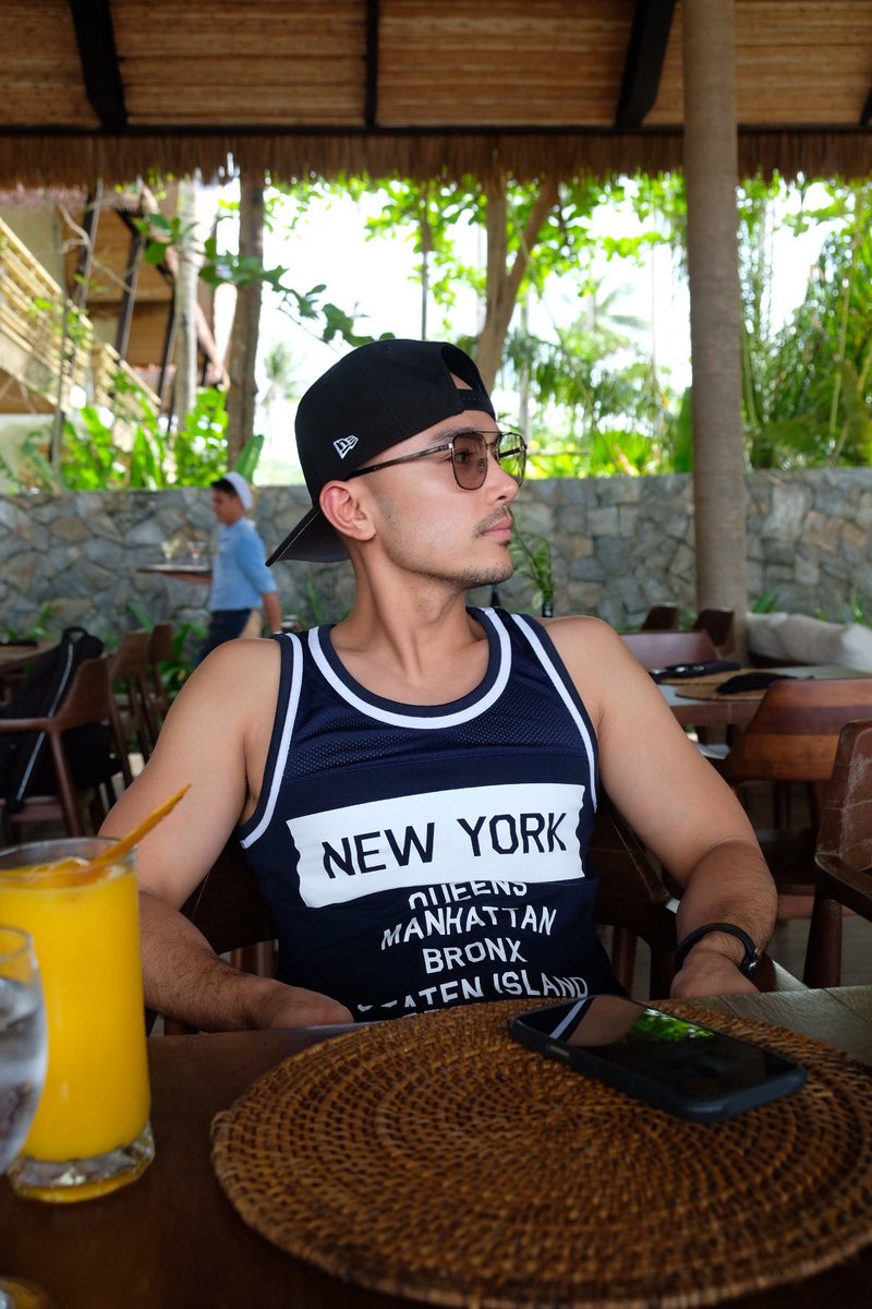 WeeBinuya tweet media