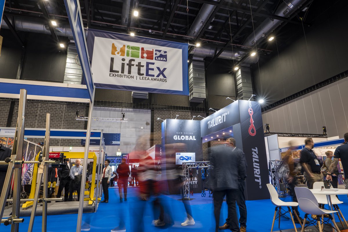 FMUKmagazine1's tweet image. Latest News 📅: LiftEx 2025, LEEA’s annual flagship #event, was packed with over 100 brands showcasing #lifting, #rigging and #HeightSafety solutions.

➡️fmuk-online.co.uk/liftex-2025-li…
@LEEA_INT 
#facman #FacilitiesManagement #WorkingAtHeight #ThoughtLeadership #compliance #LiftEx2025