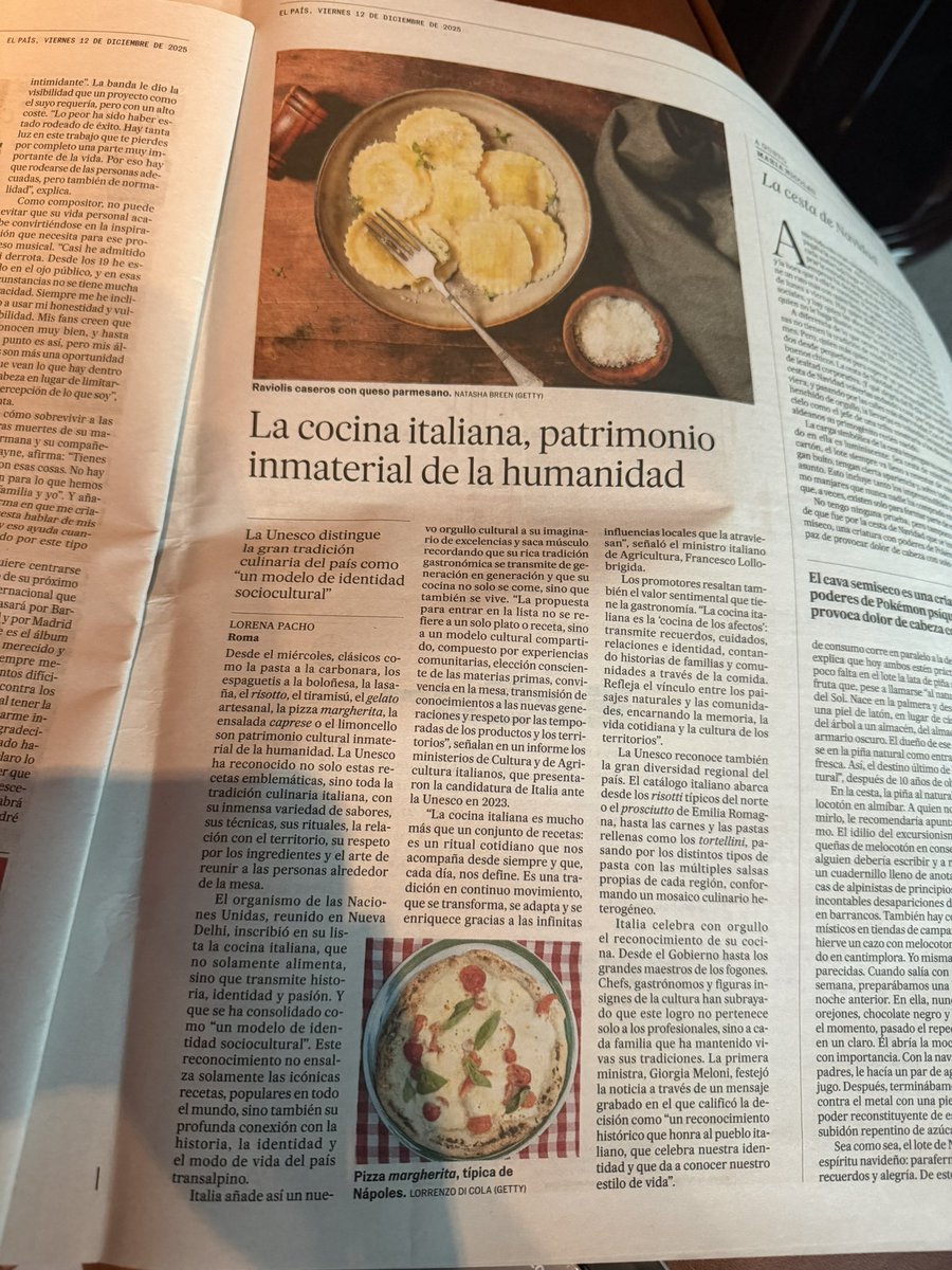 Y las Tapas… ¿cuándo?

<a href="/TapasMagazine/">tapasmagazine</a> reivindica las Tapas como patrimonio inmaterial de la humanidad.