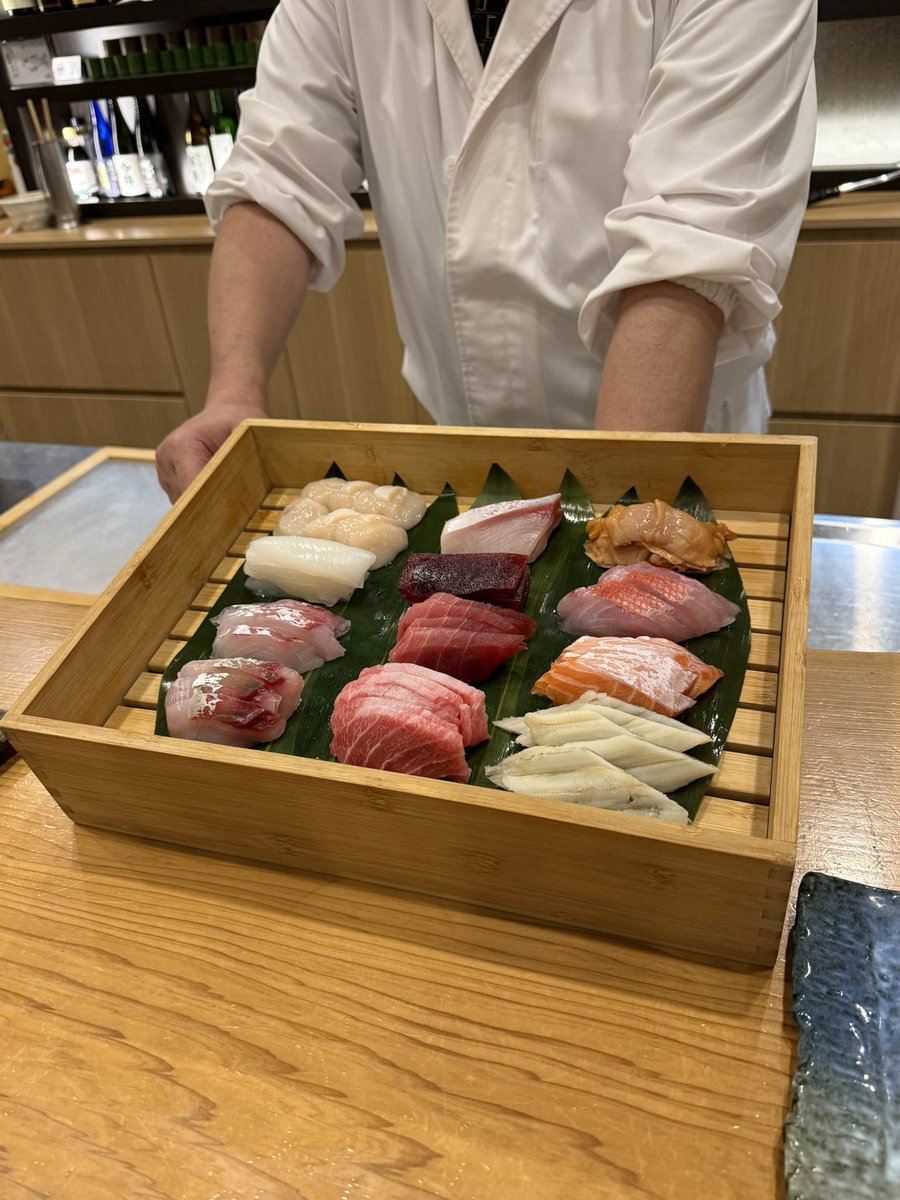 riesria's tweet image. 寿司ナイト🍣