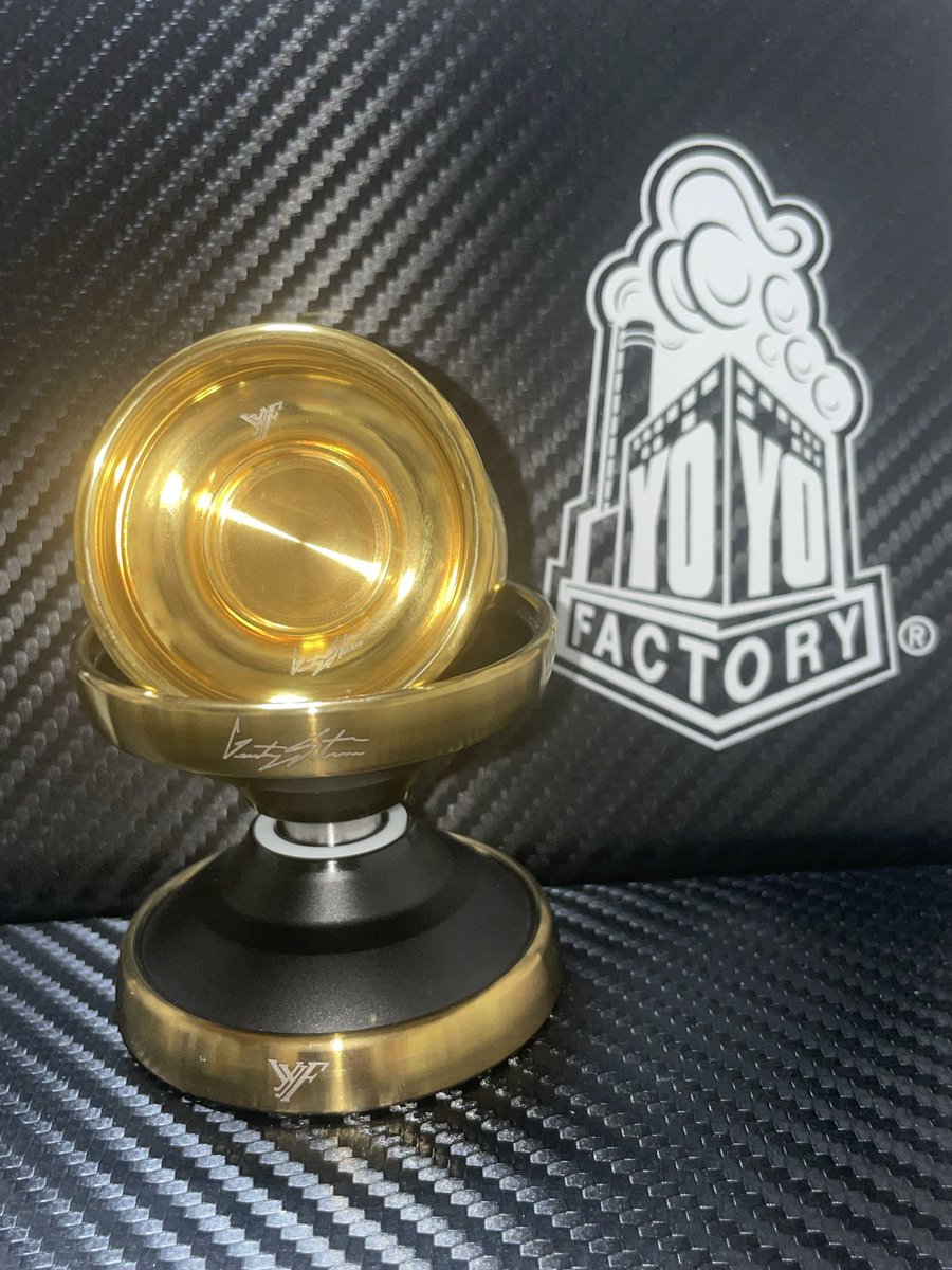 shutter_krownst's tweet image. #シャッター系
#gentrystein
#yoyofactory

シャッター系の写真、第5弾です。
スチールシャッター&amp;amp;シャッターEvoで、それぞれ全4色で合わせた写真です。

スチールのボディと、Evoのリムが共通カラーであるのことが撮影テーマです😆