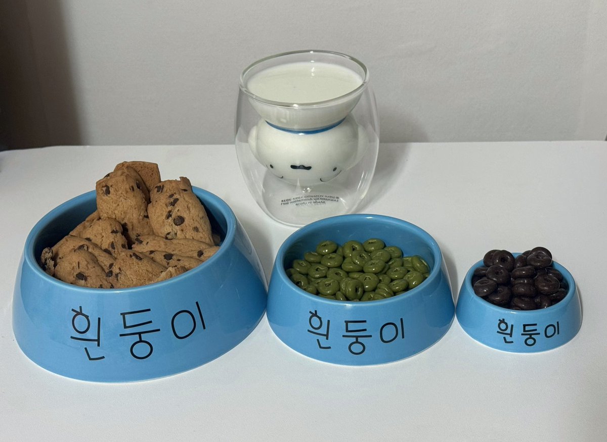 ✨RT 5명 추첨 흰둥이 얼굴모양컵 증정

흰둥이 밥그릇이 드디어 온라인에 풀렸습니다.
‼️한정수량이라는 사실
개의 인생을 경험할 마지막 기회입니다.

링크 brand.naver.com/dancomma/produ…