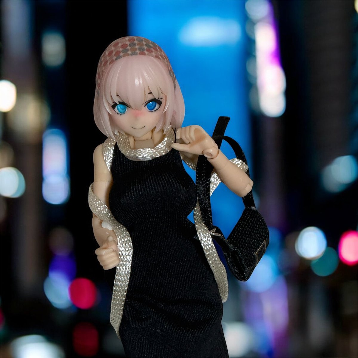 こちらのパーツいのう商店さまに納品して参りました🥰💕
で、東京で忘年会👍
ムスクト様の朱羅用髪パーツにめだまや様の楕円大のアイ（色違い）使用です😍❣️‼️

#いのう商店　#メガミデバイス　#美プラ