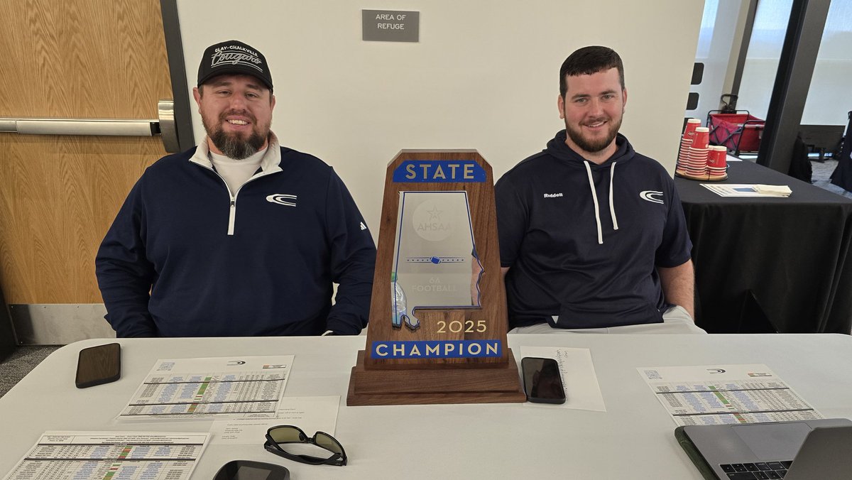 AL5AFootball1's tweet photo. The Class 6A Clay-Chalkville coaches hanging out at the The Alabama Recruiting Expo on Wednesday. Brought a little hardware with them. https://t.co/n8kzCQyReZ
