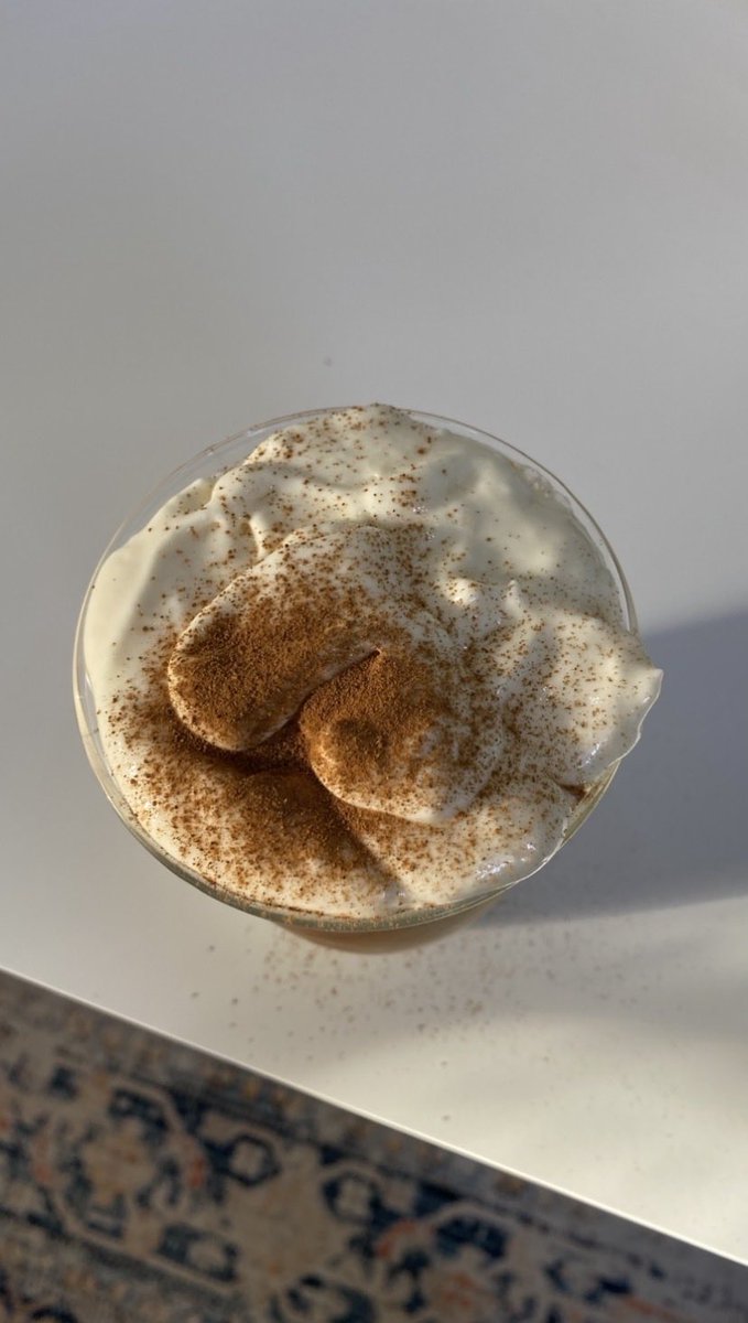 ولك شو هالجمال يالله 
iced cinnamon latte yummy