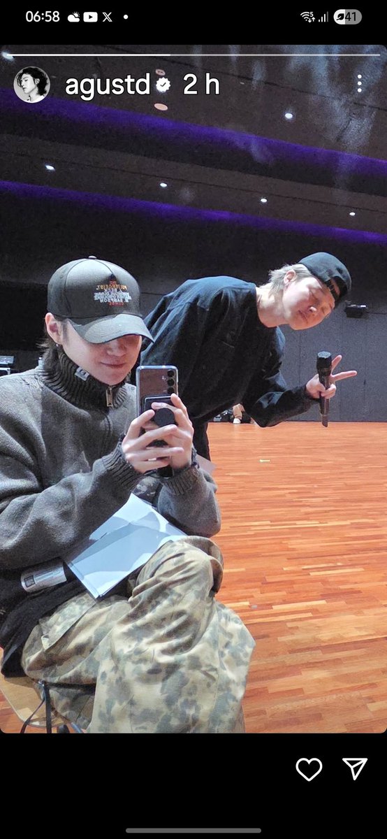 Que hermosa foto de Suga con Jimin 😍