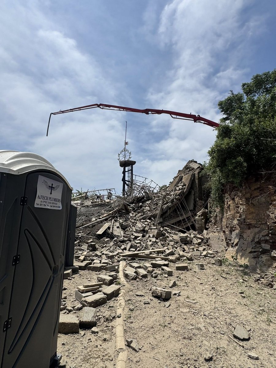 _ArriveAlive's tweet photo. Survivors are communicating via voice notes from under the building.
https://t.co/43pRLVqRFe
#ArriveAlive #StructuralCollapse #TempleCollapse #RUSA @ConstructionSfy https://t.co/ceJAl88pvt