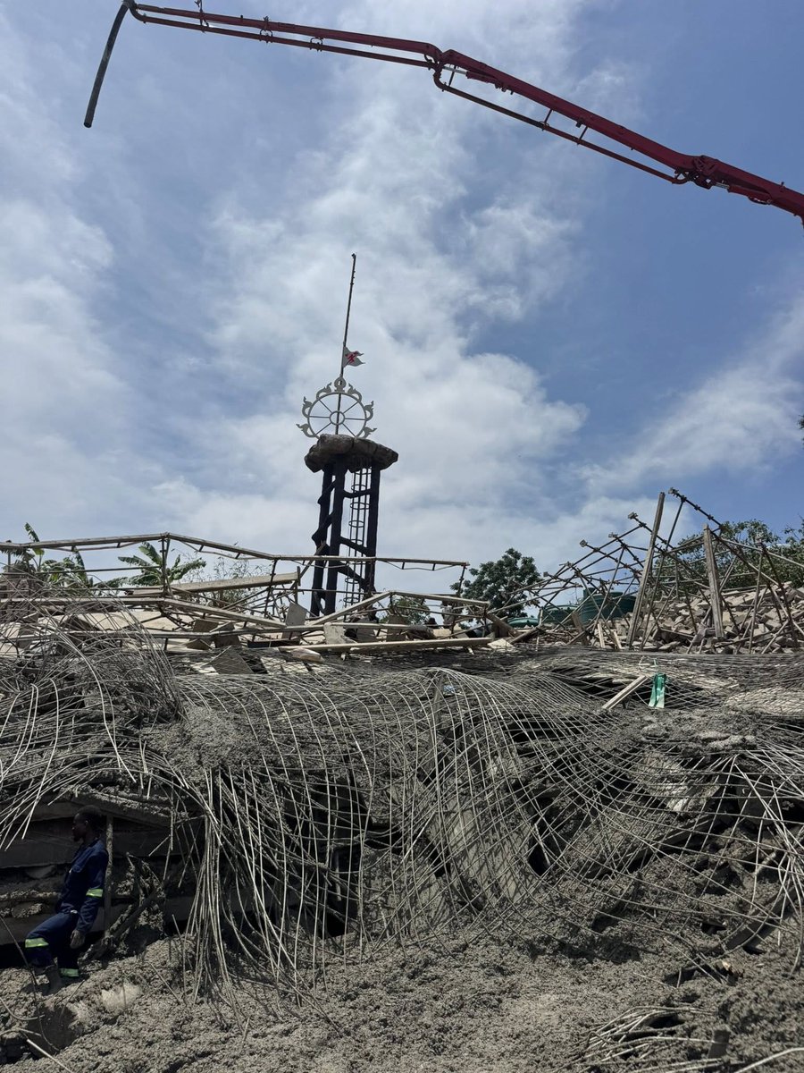 _ArriveAlive's tweet photo. Survivors are communicating via voice notes from under the building.
https://t.co/43pRLVqRFe
#ArriveAlive #StructuralCollapse #TempleCollapse #RUSA @ConstructionSfy https://t.co/ceJAl88pvt