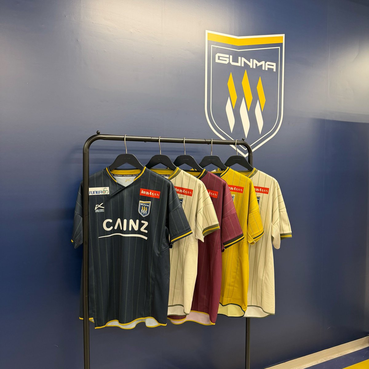 レプリカユニフォーム展示開始】 GCCザスパーク1階にて、明治安田J2