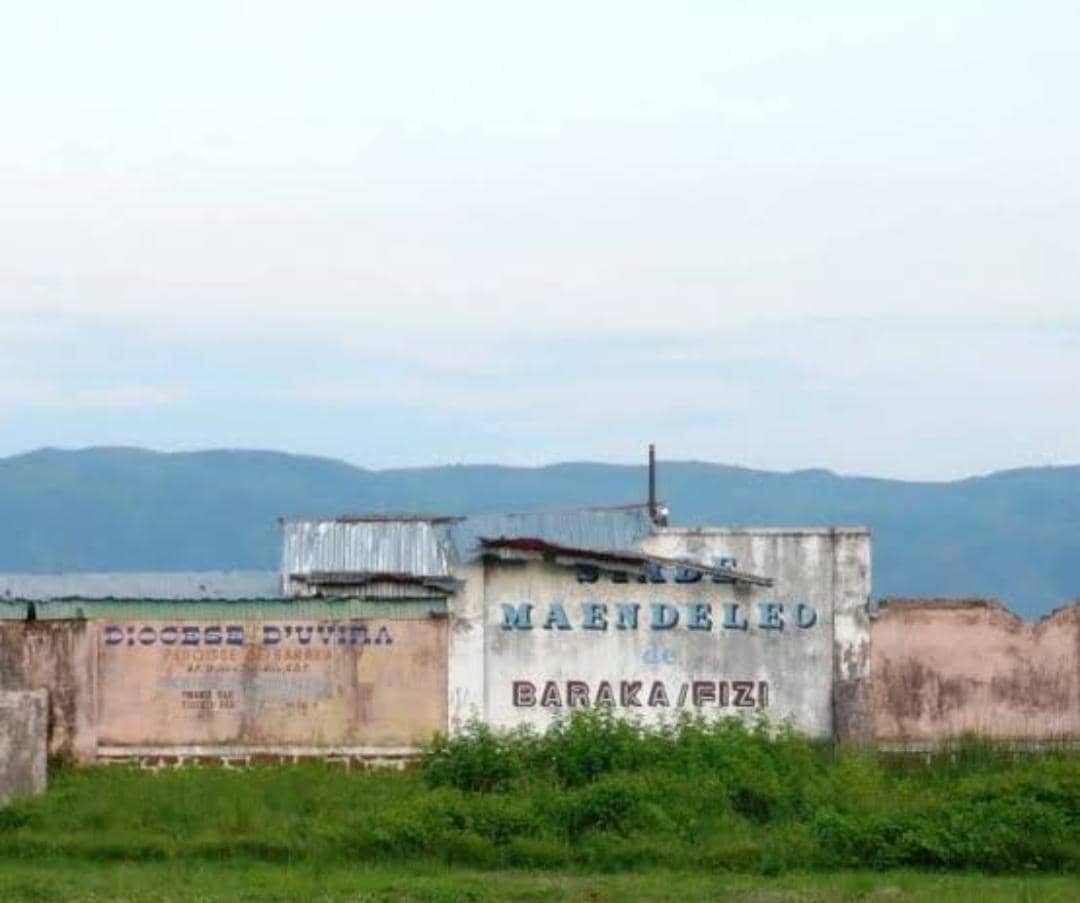 #RDC: Après leur retrait d’#Uvira sans combat face à l’offensive du #M23, des éléments des #FARDC seraient en train de quitter la ville de #Baraka, pourtant siège de leur QG actuel. Une vive panique s’empare déjà de la population locale, selon plusieurs sources sur place.