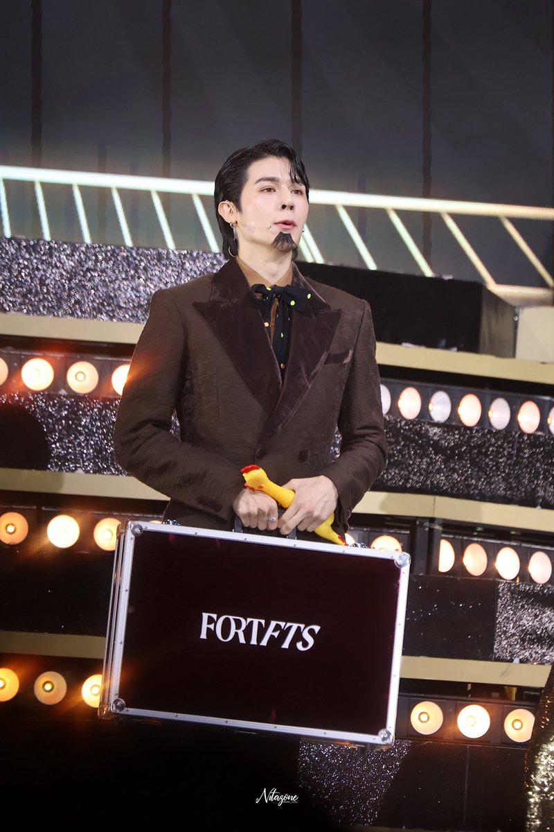 2025.11.30 🎂✨ <a href="/peatwasu/">peatwasu #เคลวิน</a> 

ภูมิใจในตัวพีทมาตลอดดด ต่อไปจะธรรมดาไม่ได่แล้วนะ

#ThisIsFortasticFieldFest
#PeatWasu #CaptainPeat #FortPeat