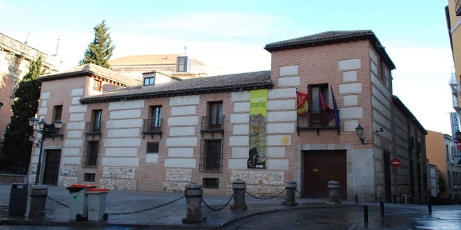 El 30 de noviembre de 1172 fallecía Isidro Quintana, conocido como #SanIsidro, en la casa de sus patrones, la familia de los Vargas.
En el 1782 Zacarias Velázquez pintó  la cúpula de la estancia donde falleció. Hoy es parte del Museo de los Orígenes de #Madrid.
#MadridEnRuta