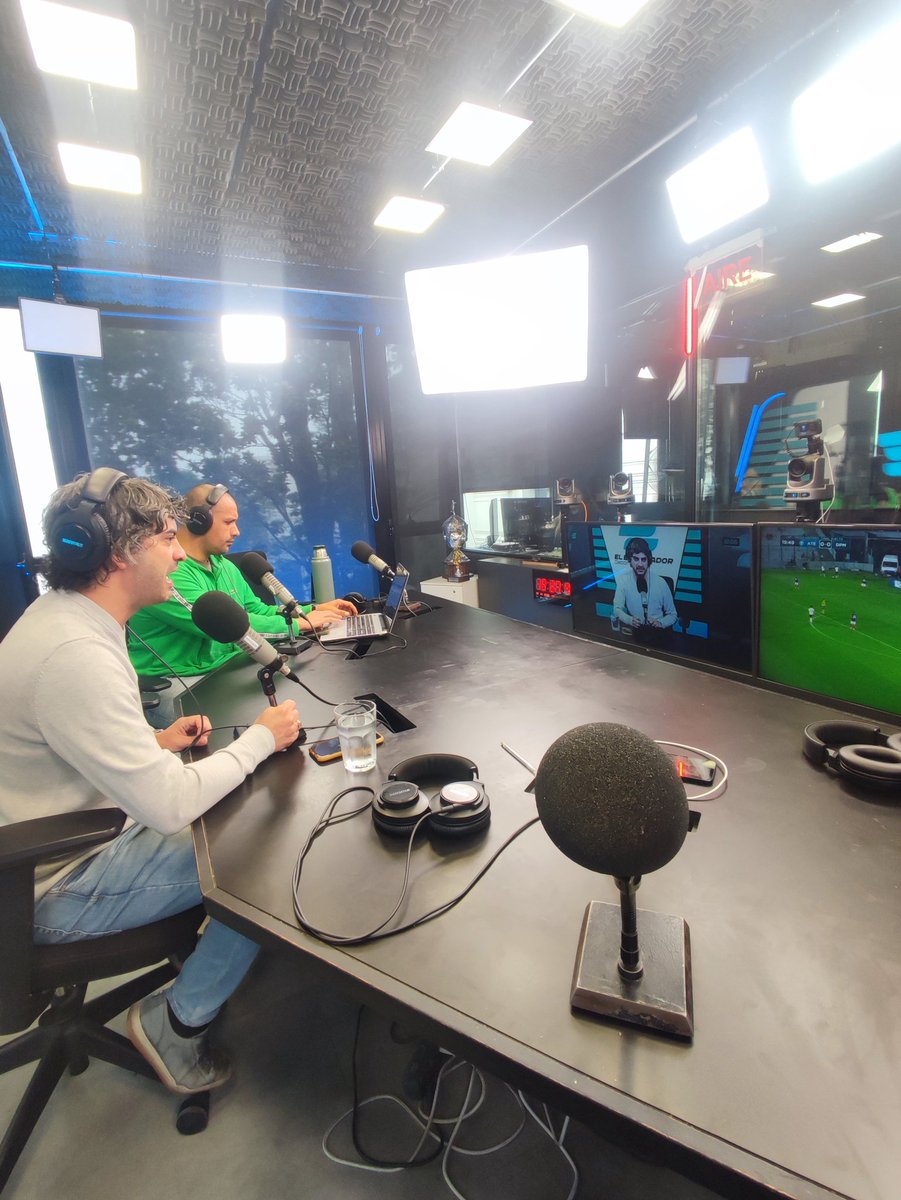 Tamos al aire con <a href="/MauriBenitez_87/">Mauri Benitez</a> y <a href="/JulioMacchi88/">Julio Macchi</a> haciendo la previa de la previa.

Ya se juega el clásico en <a href="/ElEspectadorUy/">El Espectador Deportes 🔊</a> 📻⚽