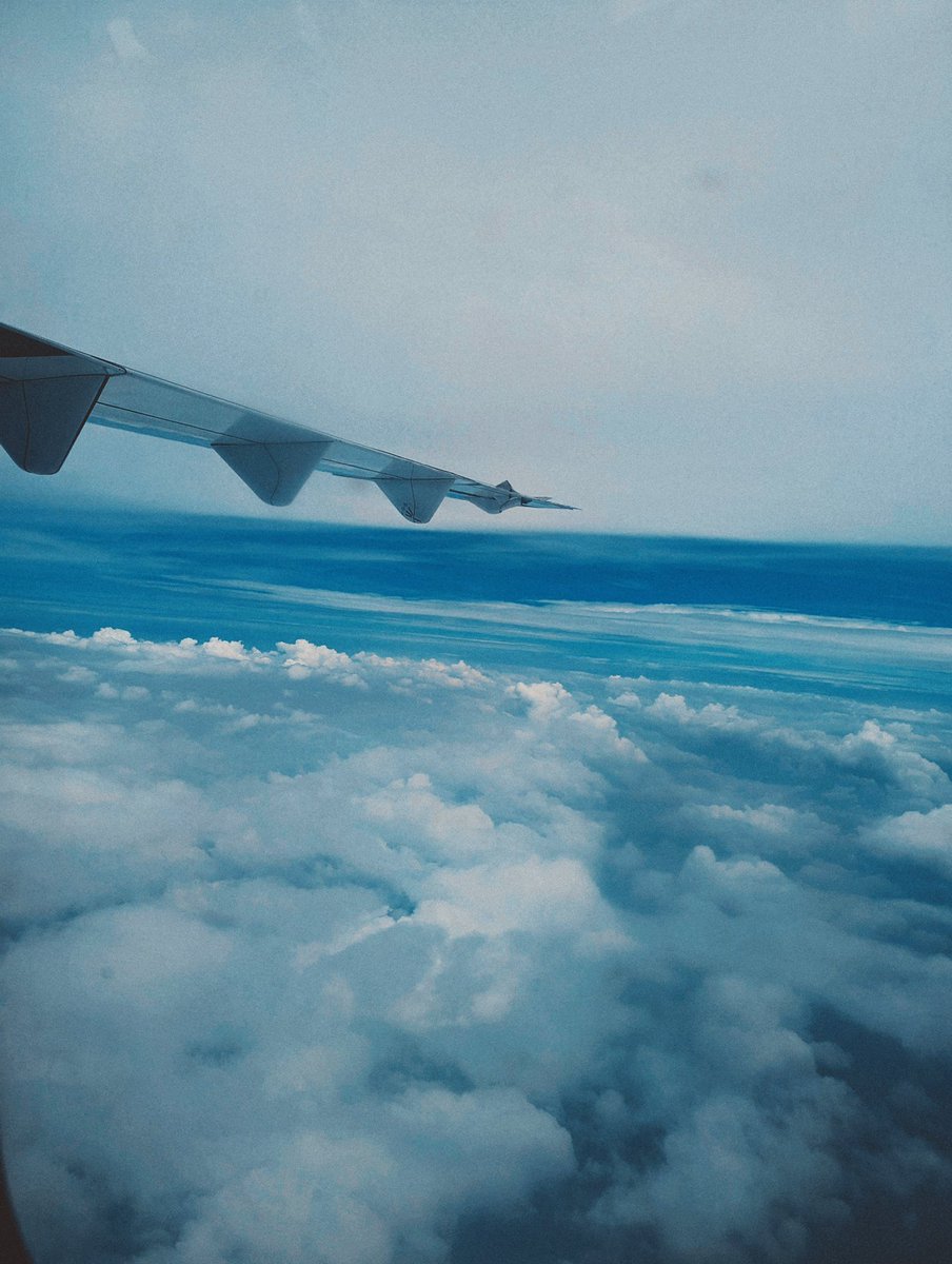 Pranav_Dupati's tweet image. two blues pretending not to know each other