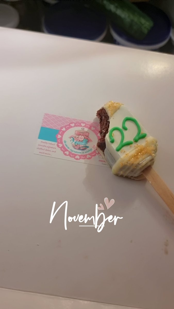 a2079adu's tweet photo. November 2k25 🍉🧁📖 https://t.co/0EHRZGmJkJ