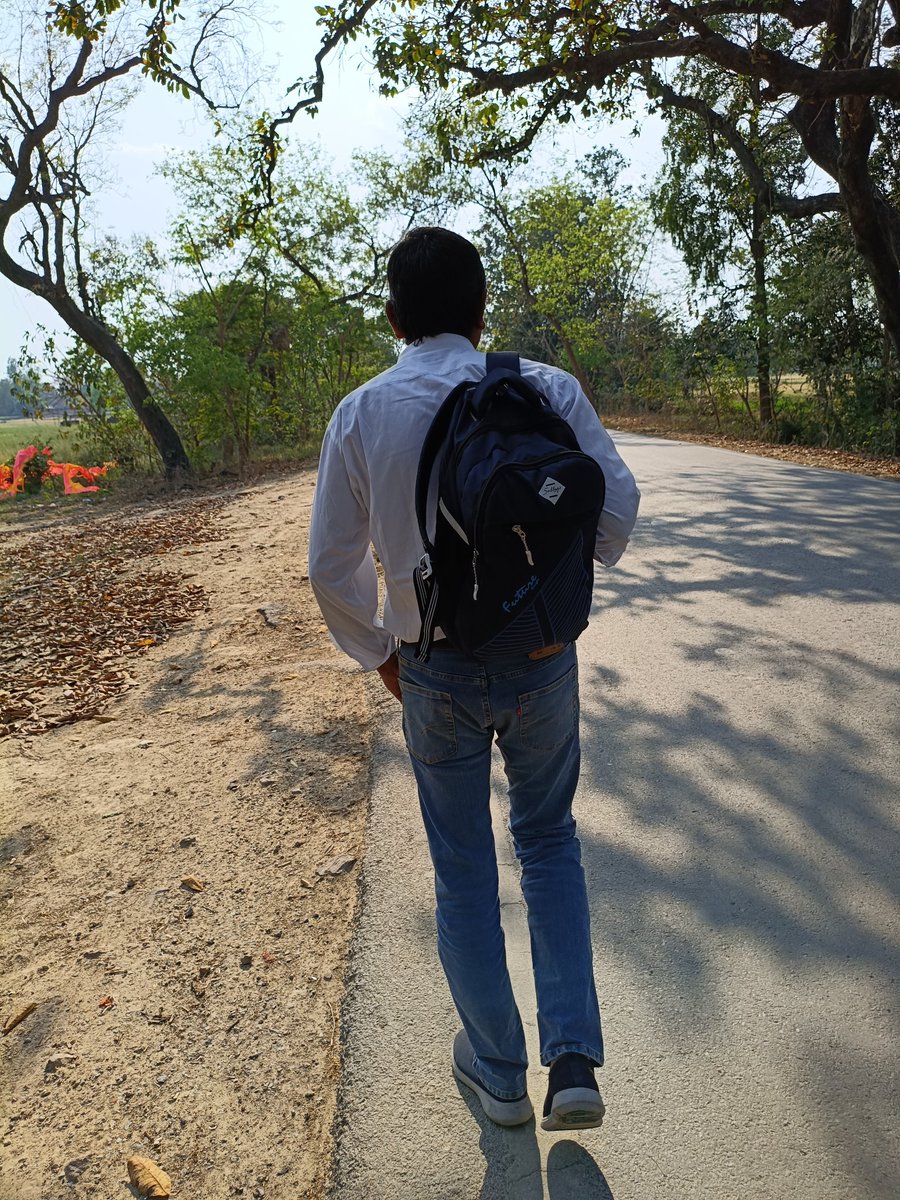 ब्राह्मणों को भी मालूम है,
     इनसे ज्यादा दिन तक नाराज नहीं रहा जा सकता है। 🫢

<a href="/AnilYadavmedia1/">ANIL</a>