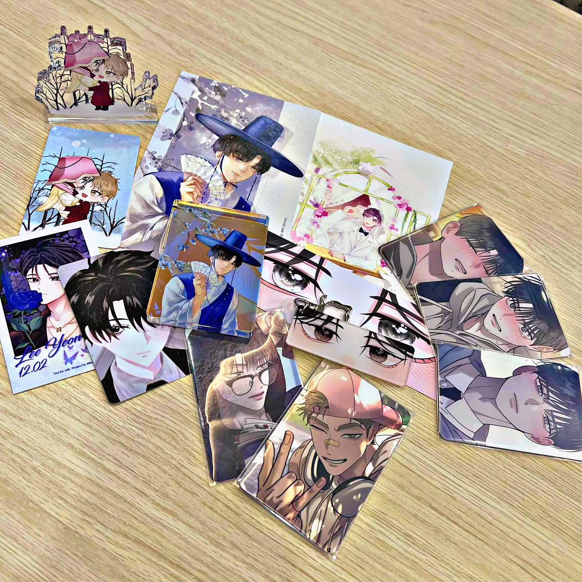 eNA_N2's tweet image. The gift items from the Vietnamese fan pages were so adorable. Thank you so much to all the pages!💖
 #홍실퀘스트 #RedThreadQuest