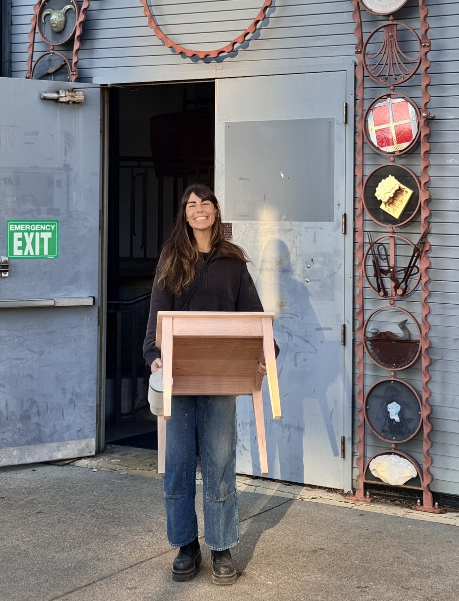 amandatylerj's tweet image. took an intensive woodworking class and made this table. 

learning a new skill really helps you think in new ways in all areas of life.