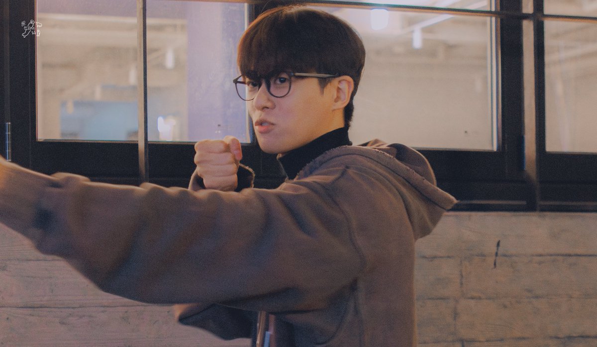 ᴇᴄʟɪᴘsᴇ tweet media