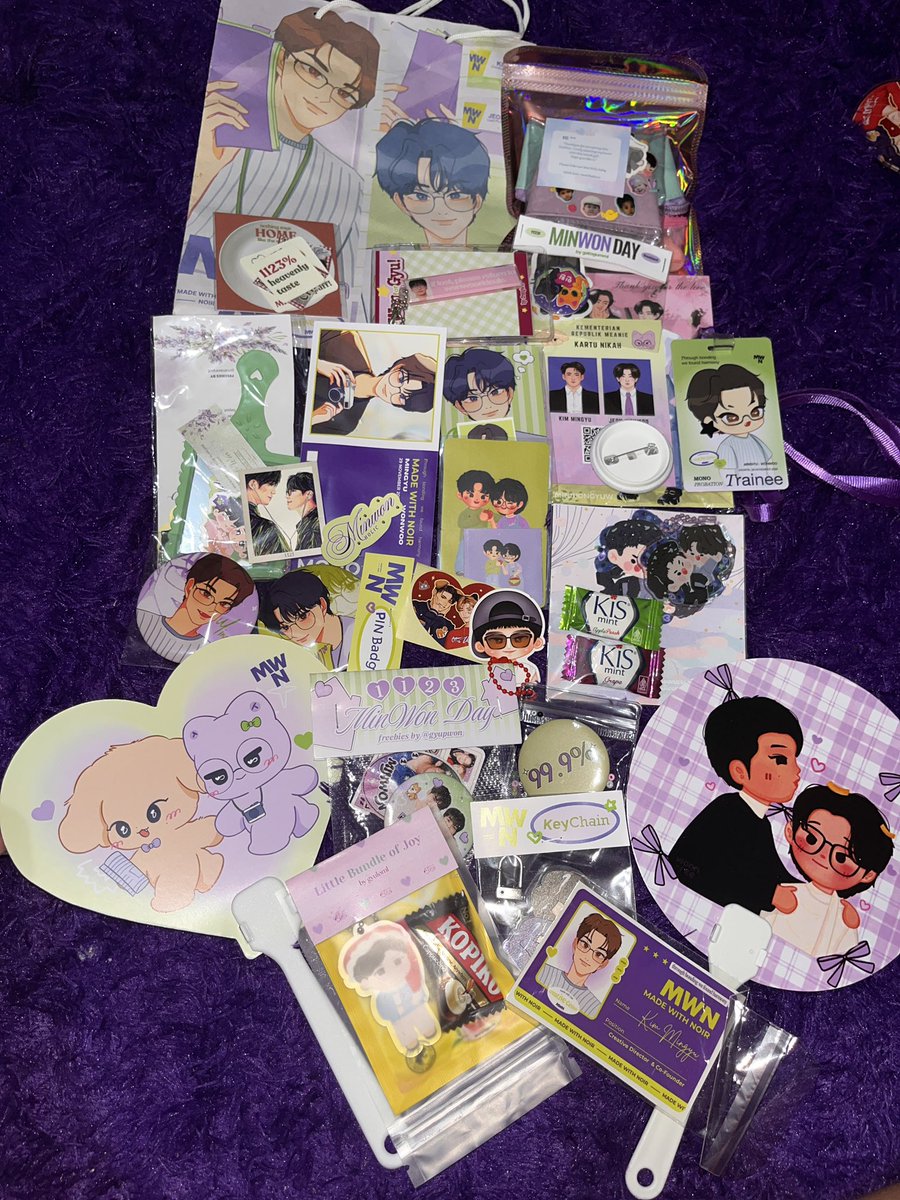 cegilnyajoshuji's tweet image. terimakasyi ia kakak-kakak sekalian freebies gemasnyaa, i really love it🫶
@matchakiwi @gatogummi @minwongyuw @gyuloml @SirenSleepless @minwonpdf @w9697m @heavenscl0oud @gyupwon 

maaf ia kalau ada yg ga ke tag😔☝️