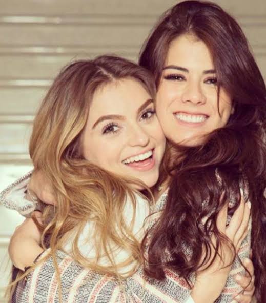 EmilioVallejoRL's tweet image. Extraño cuando mis impuestos mantenían a gente bien como las hijas de Peña, cuyo mayor escándalo era el costo de sus zapatos o que las tatuaran en Los Pinos.

Hoy mis impuestos mantienen a todo el elenco de Monsters Inc. con sueldos mayores a los de la propia Presidenta.