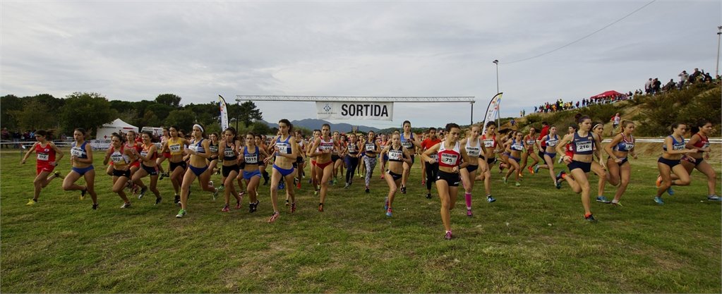 [55è CROS DE MATARÓ]

♂️8.780m  Sènior/Sub23

🏅 Biel Morancho 28:38
 (1r Sub23)
🥈Pol Sardà 28:46
(2n Sub23)
🥉Jaume González 28:50

♀️5.045m Sènior/Sub23

🏅Dessiree Díaz 19:54
🥈Lucía Mayolas 20:02
🥉Ainoa Bernabeu 20:38

📸 <a href="/galluisosmataro/">Grup Atletisme Lluïsos Mataró</a>