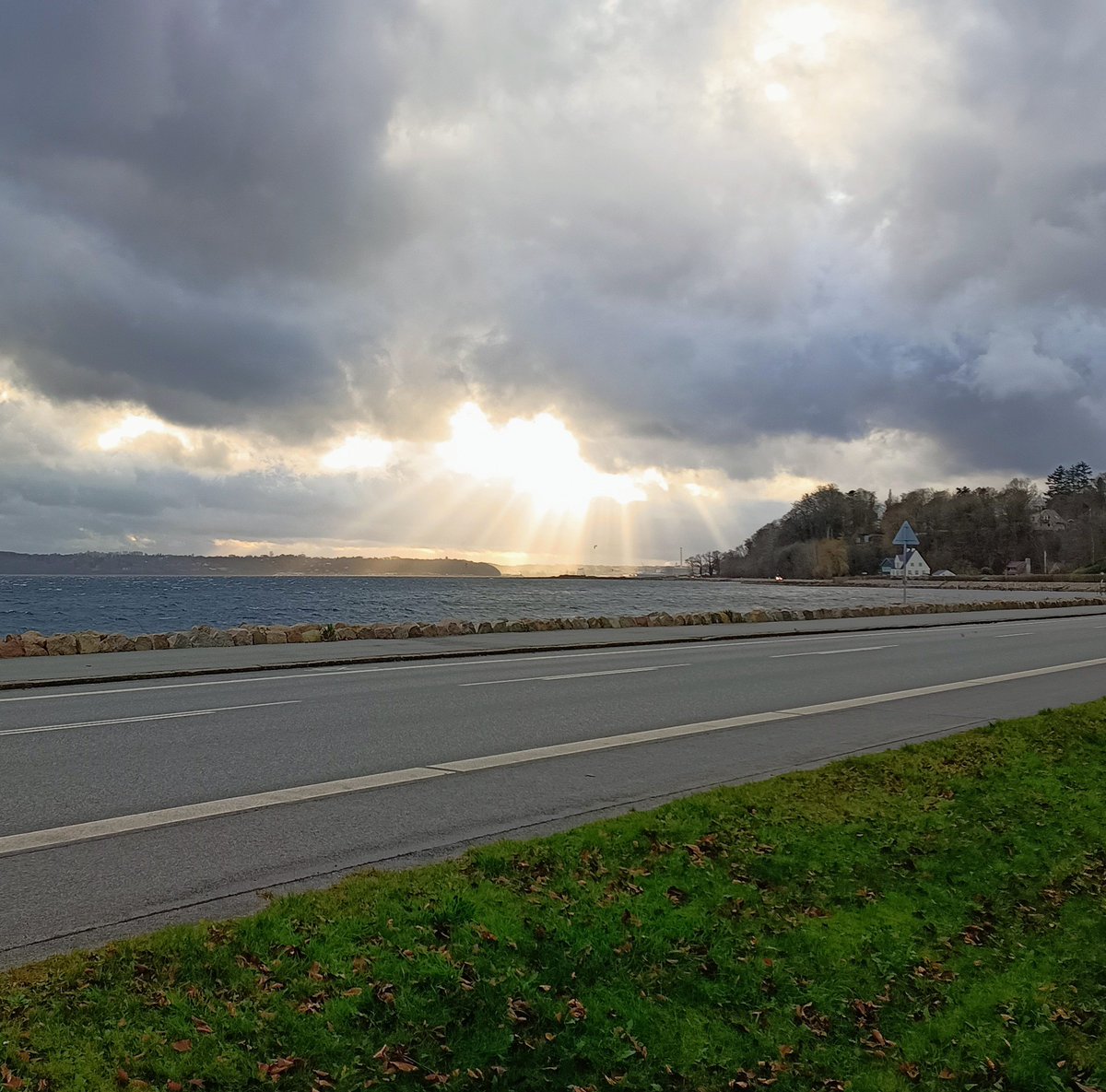 So schöne Himmel über Flensburg Förde