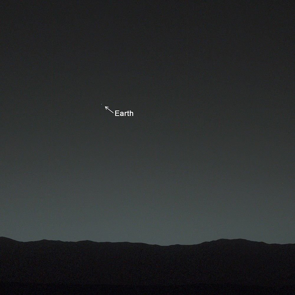 MAstronomers's tweet image. Earth from Mars | NASA