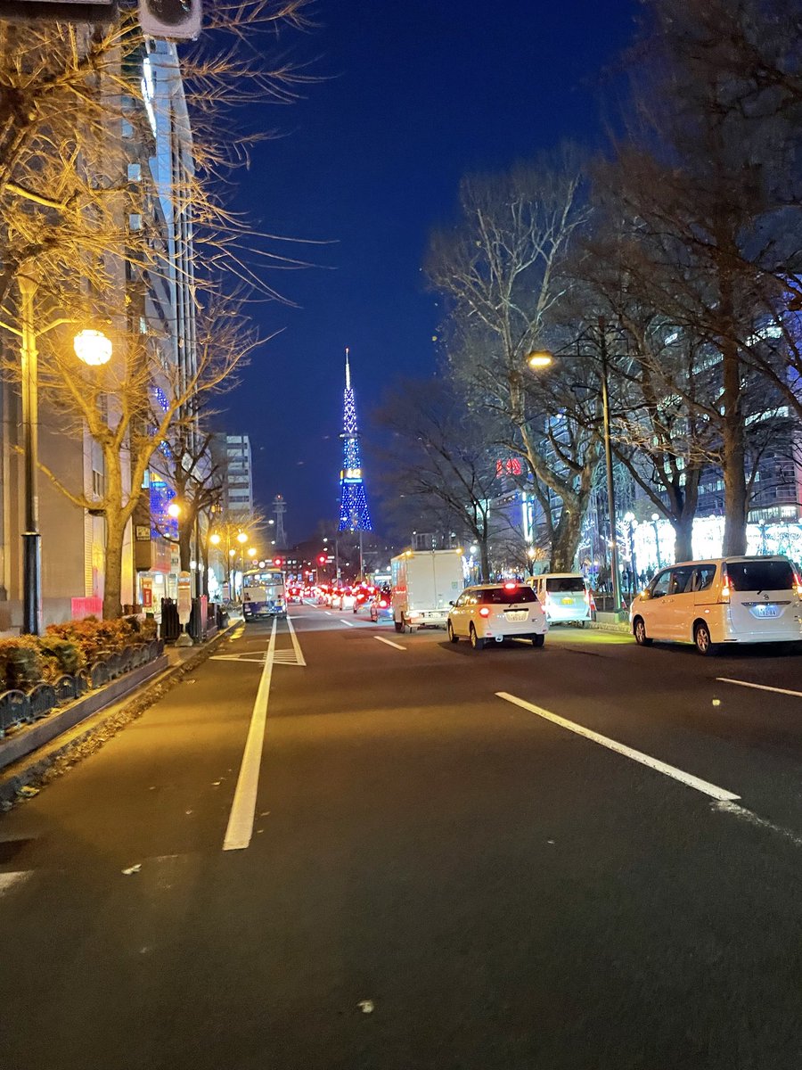 o_kachi31's tweet photo. 控えめに言って最高でした。
また研究頑張ろう🎓 https://t.co/Q6vmu3C0zH