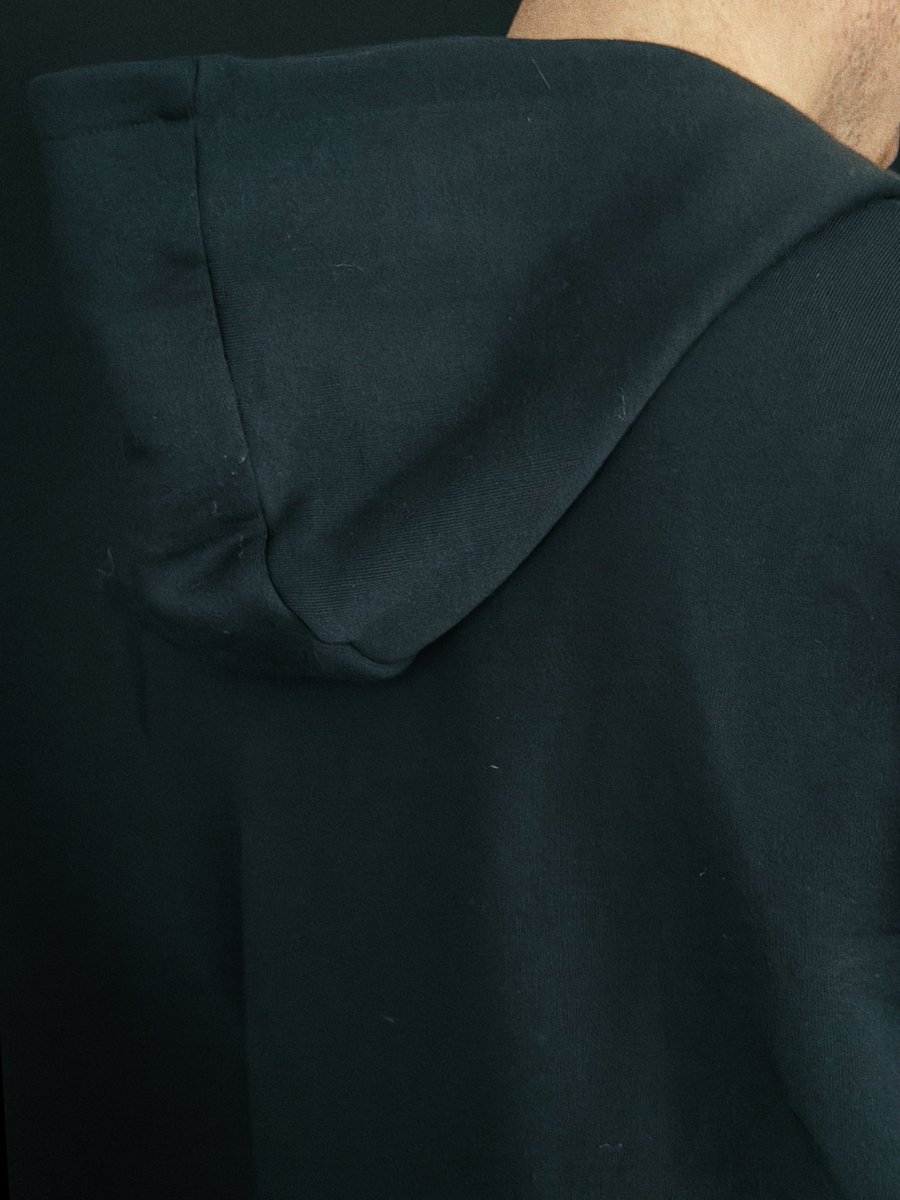 Iron Back tweet media