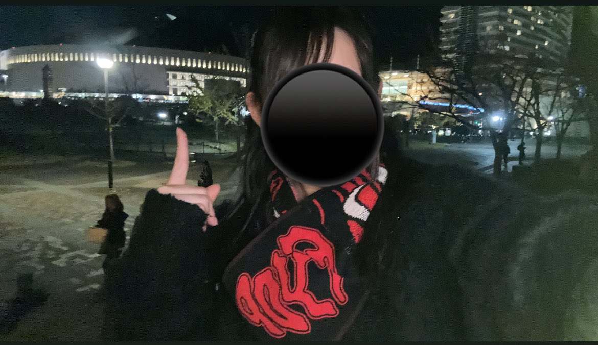 YasuLa52841's tweet photo. B'zのLIVE GYMほんとにたのしかった♪
リアル稲葉さんはほんとにかっこよくて、松本さんもギターもかっこよくて途中トラブルもあったけどいっぱい楽しめた＾＾♡

#bzlivegym2025 https://t.co/tQzf60iqGf