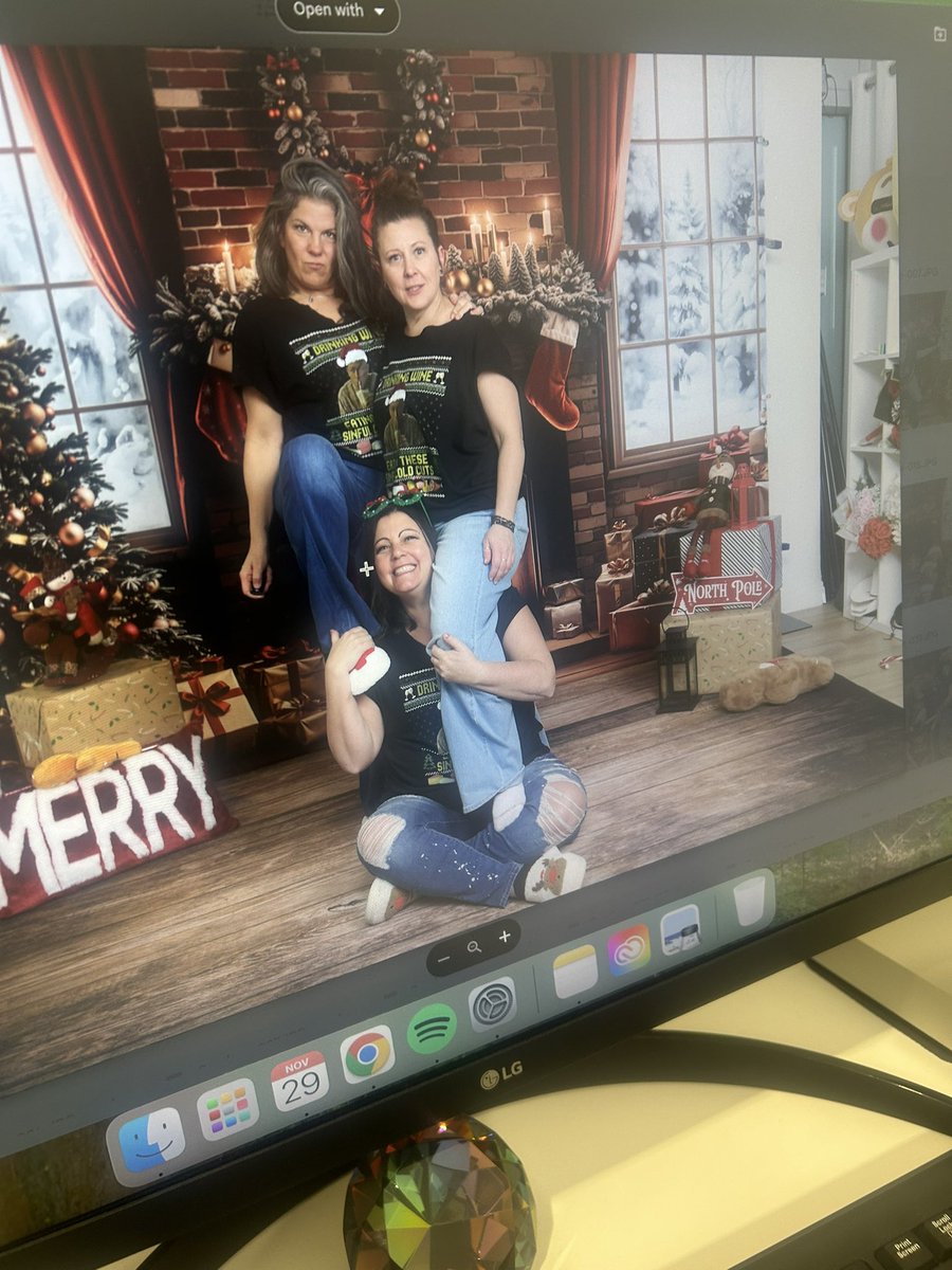 More ridiculous photos with my besties