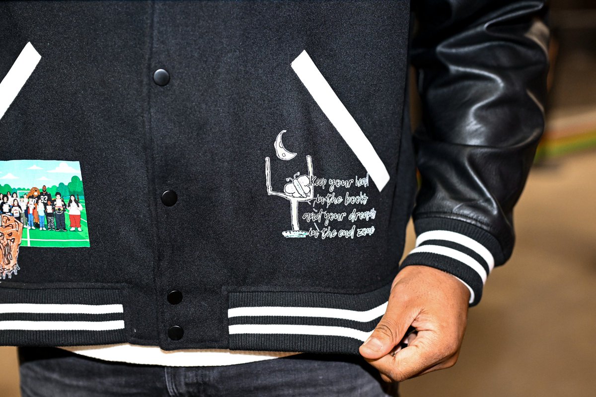 ShelbyHarris93 rocking the custom @SITG_Browns jacket to match his