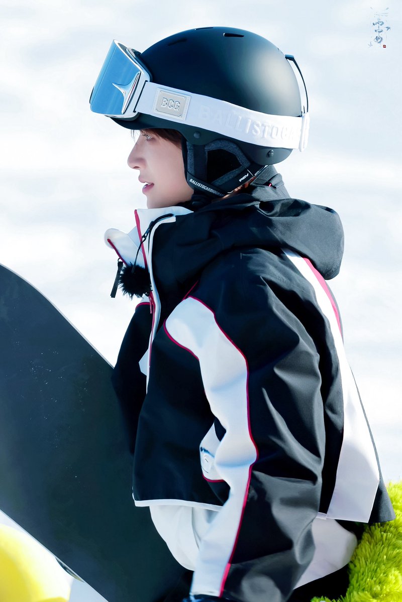 G_Charlie_Liuyu's tweet image. 20251128  Reunion Xuebao⛄️
Cr.雨中曲 | 刘宇

#LiuYu #刘宇 #リュウユ
#리우위 #หลิวอวี่ #LưuVũ