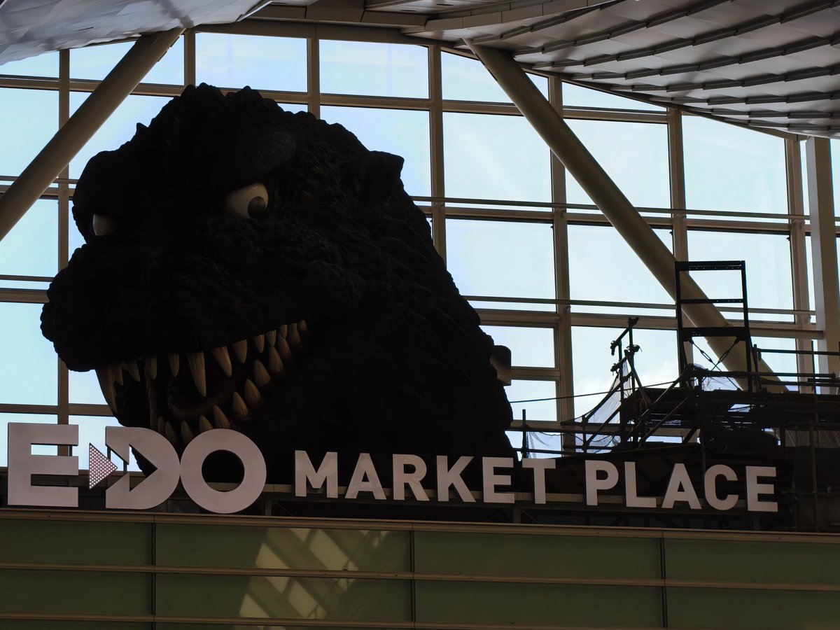 sweetdearsweet's tweet photo. 🦖「HANEDA Navigator］🦖
  不知為何
   就是覺得牠   
    眼神怪怪
     有點脫窗🤷🏻‍♀️ https://t.co/myrru5zyDn