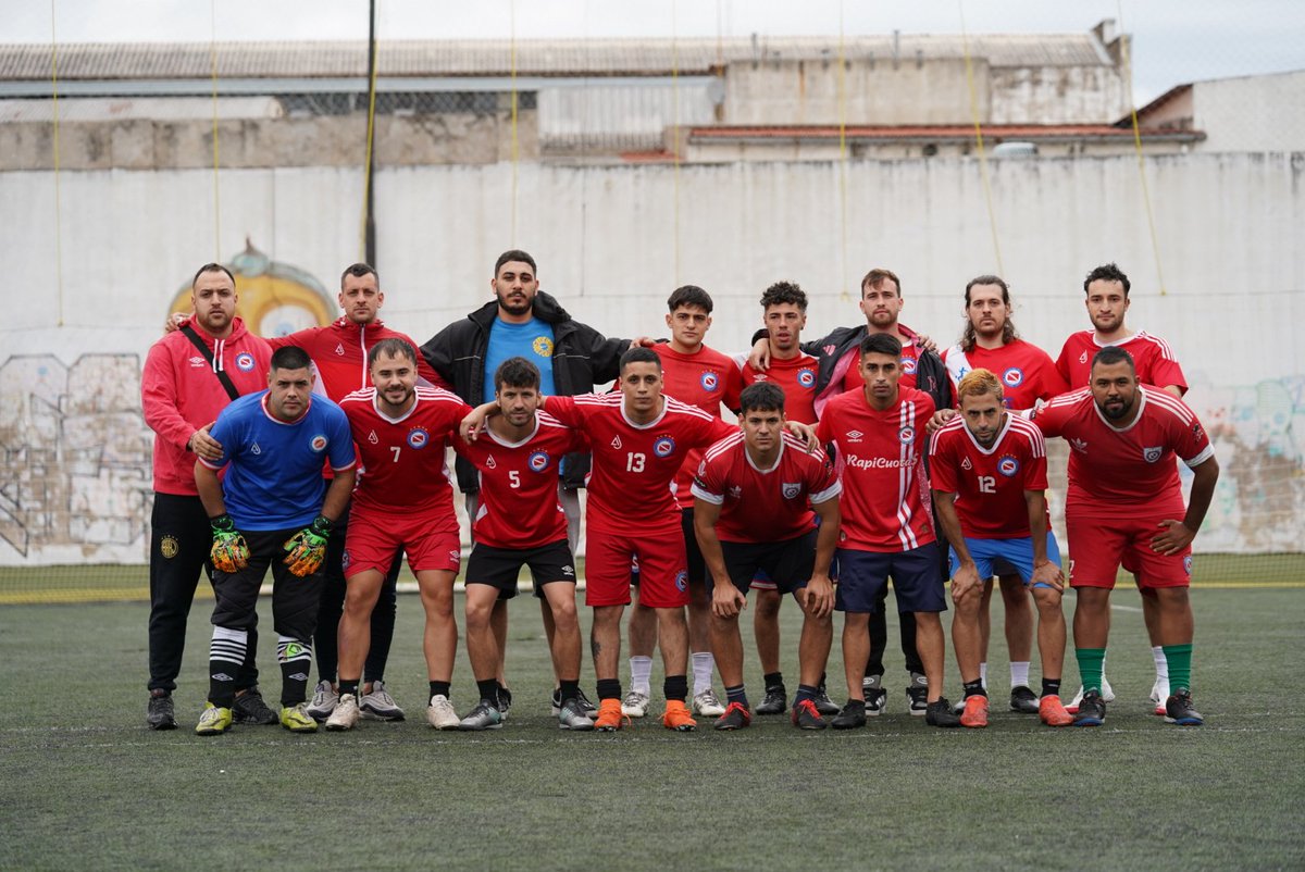 🎈 ¡EL GLOBO ESTÁ EN LA FINAL!

<a href="/HuracanLAT/">Huracán LAT</a> venció a Argentinos Juniors y es el primer finalista de la Copa de Oro.