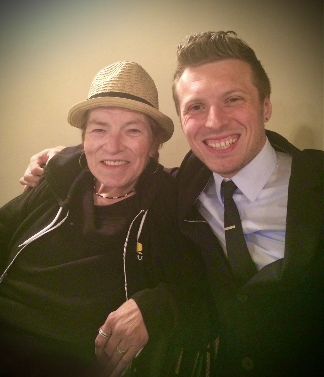 JohnOberg's tweet image. Ten years ago today was the worst day of my life.

It’s the day I lost the most important person in my life: My mom. To many of you, better known as Momma Ö or simply Karen Oberg.

Her heart was truly made of gold. The deep compassion for animals and the most vulnerable was a…