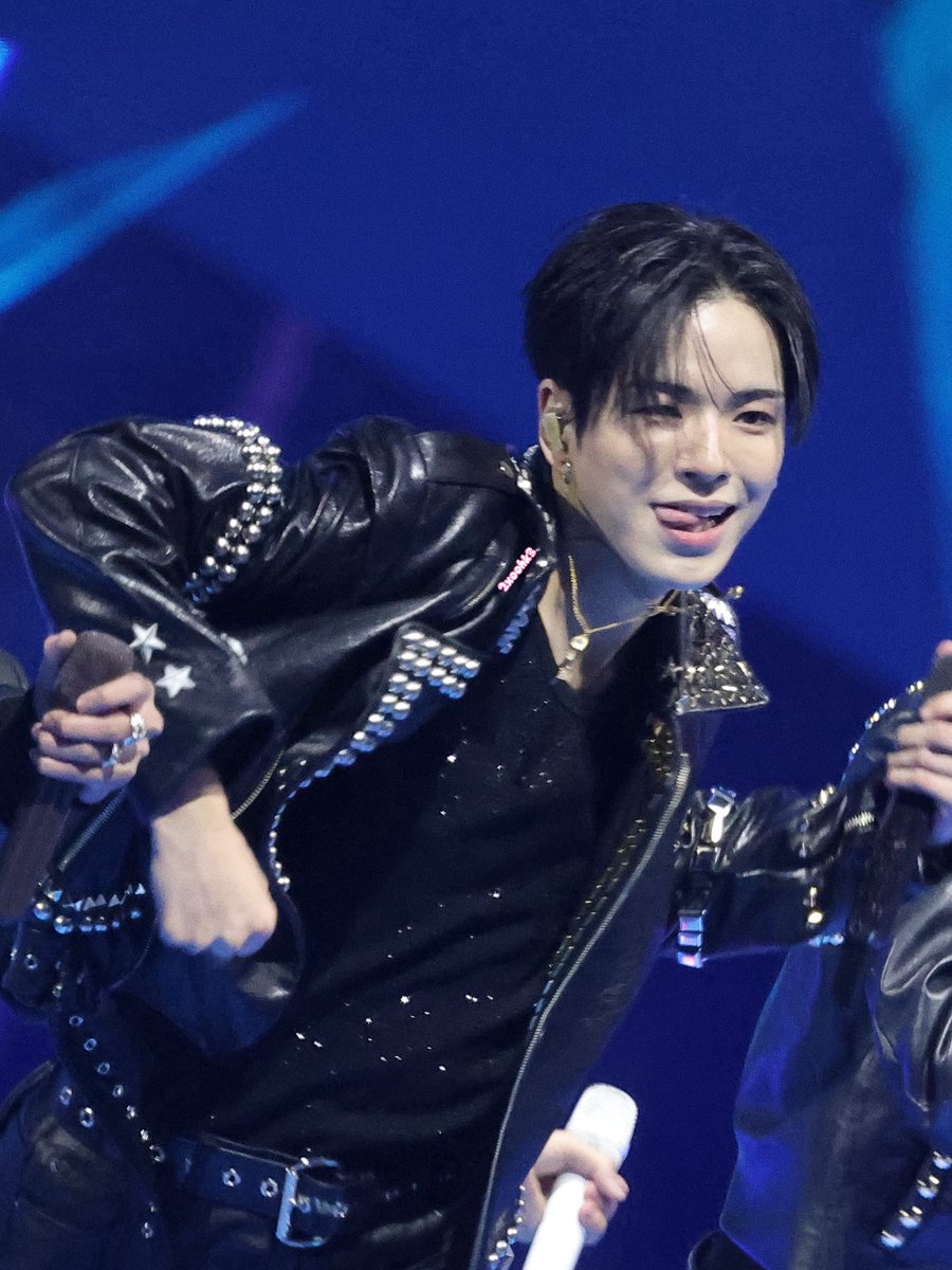 2xoohk3's tweet photo. 251128 MAMA AWARDS
TREASURE

😝😝😝😝

#MAMAAWARDS  #MAMA2025 
#TREASURE  #트레저 
#윤재혁 #JAEHYUK #ジェヒョク https://t.co/PJl0XsZifZ