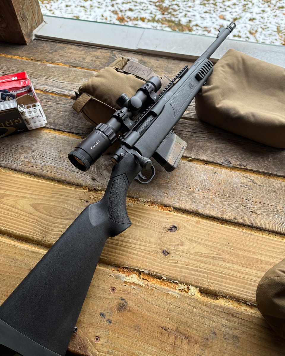 Mossberg tweet media