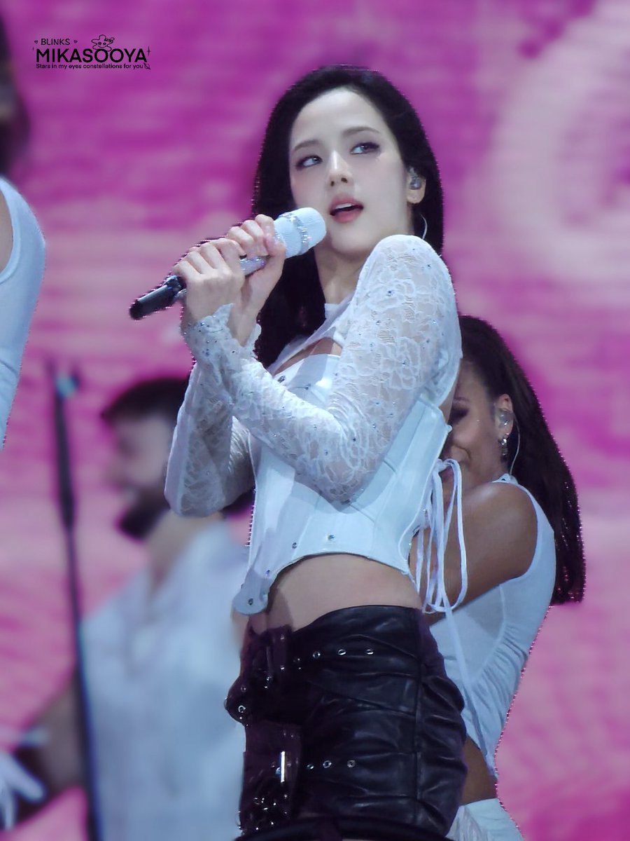 Chuchu103_'s tweet image. 251130💜⁍̴̛ᴗ⁍̴̛⁎DEADLINE SINGAPORE DAY3
#JISOO #지수 
#BLACKPINK #블랙핑크
#DEADLINE_IN_SINGAPOREDay3
#DEADLINE_IN_SINGAPORE 
#BLACKPINK_DEADLINE #DEADLINE 
@officialBLISSOO @BLACKPINK